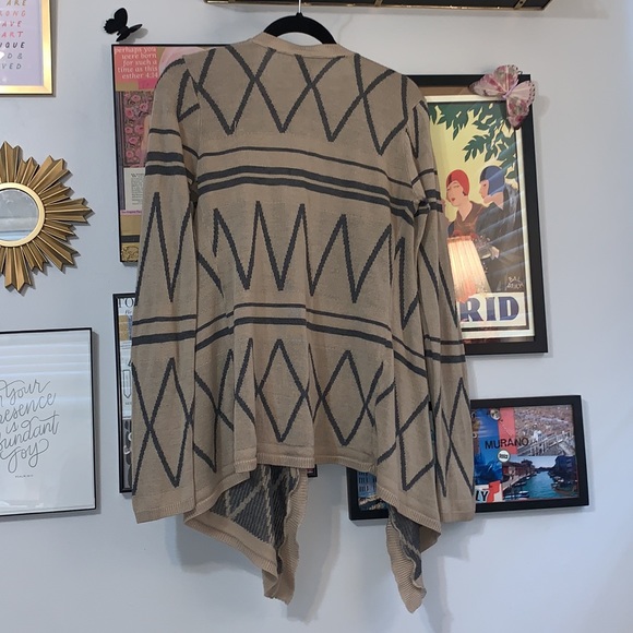 Aztec cardigan - Picture 2 of 6